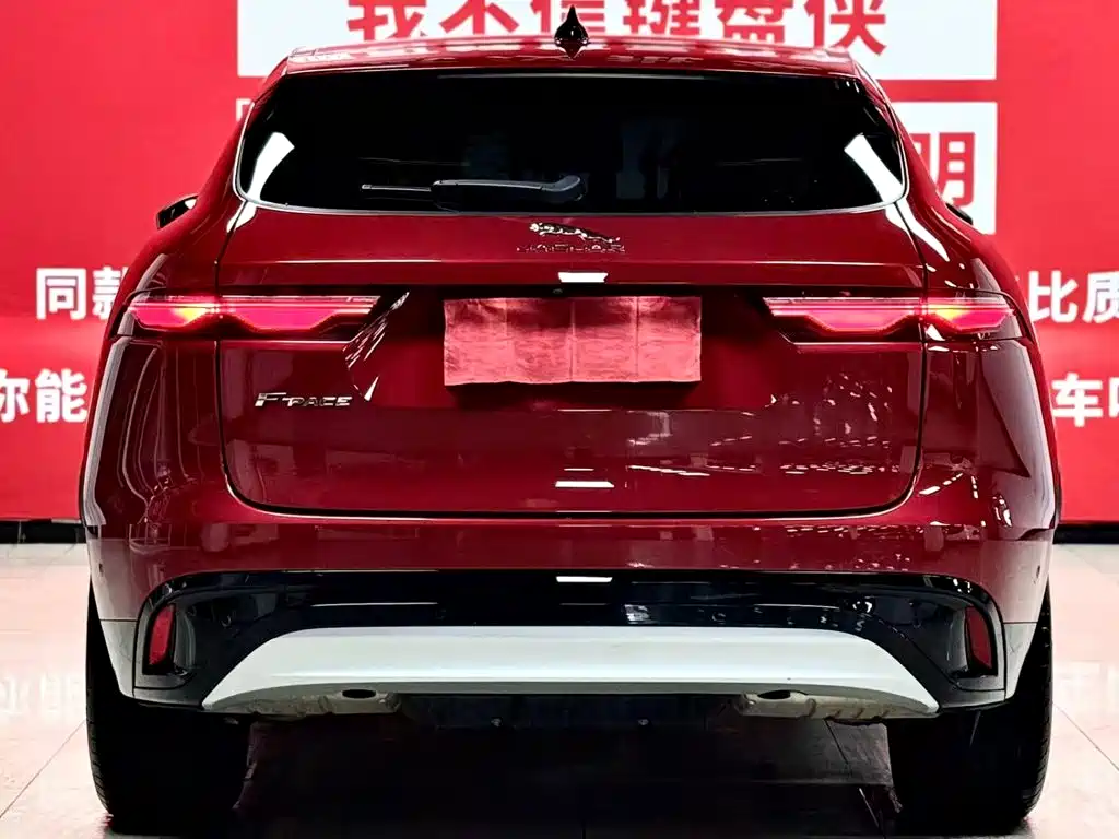 Jaguar F-PACE — миниатюра 5