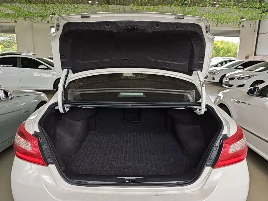 Nissan Teana — миниатюра 19