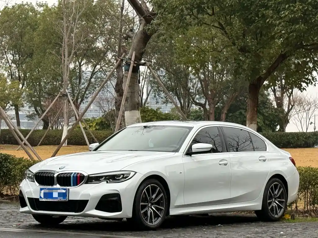 BMW 3 Series 2022