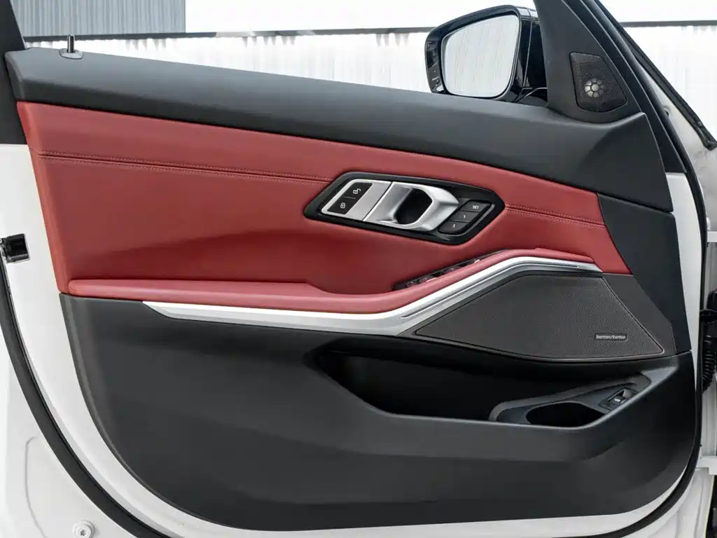 BMW 3 Series — миниатюра 21