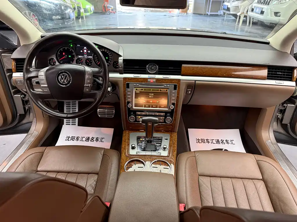 Volkswagen Phaeton — миниатюра 16
