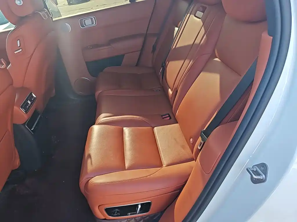 Li Auto Li L7 — миниатюра 17