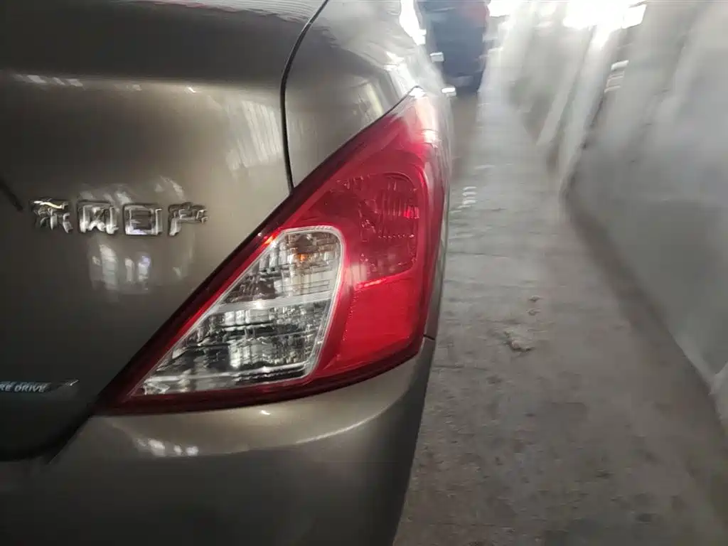 Nissan Sunny 2015 1.5XE MT Comfort