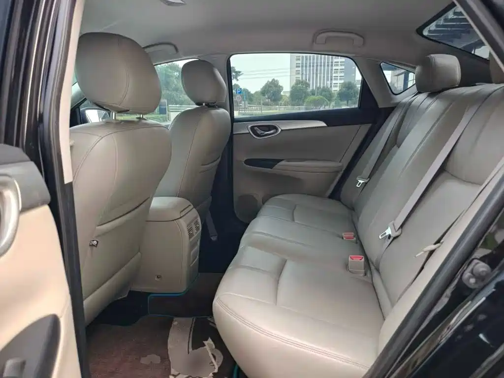 Nissan Sylphy — миниатюра 17