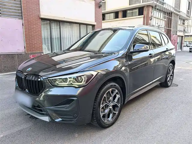 BMW  X1 2023