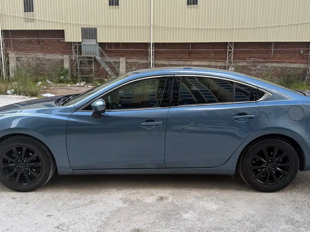 Mazda Atenza — миниатюра 8