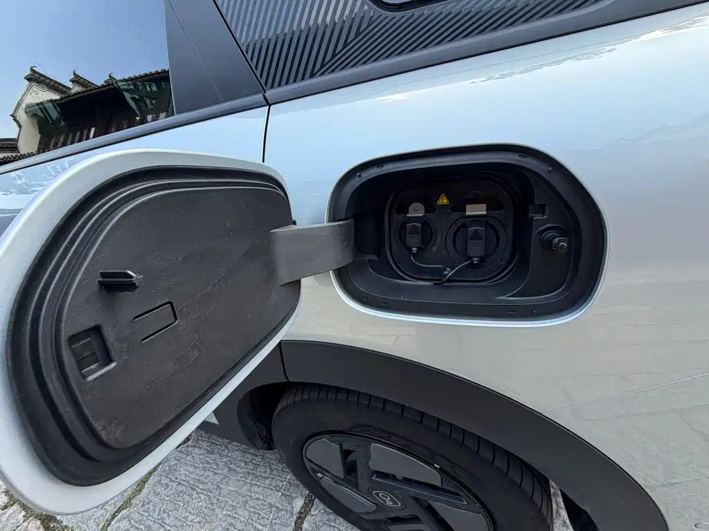 Chery QQ QQ3 EV — миниатюра 16