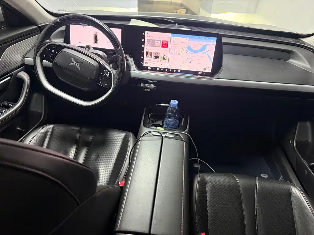 XPeng P7 — миниатюра 11