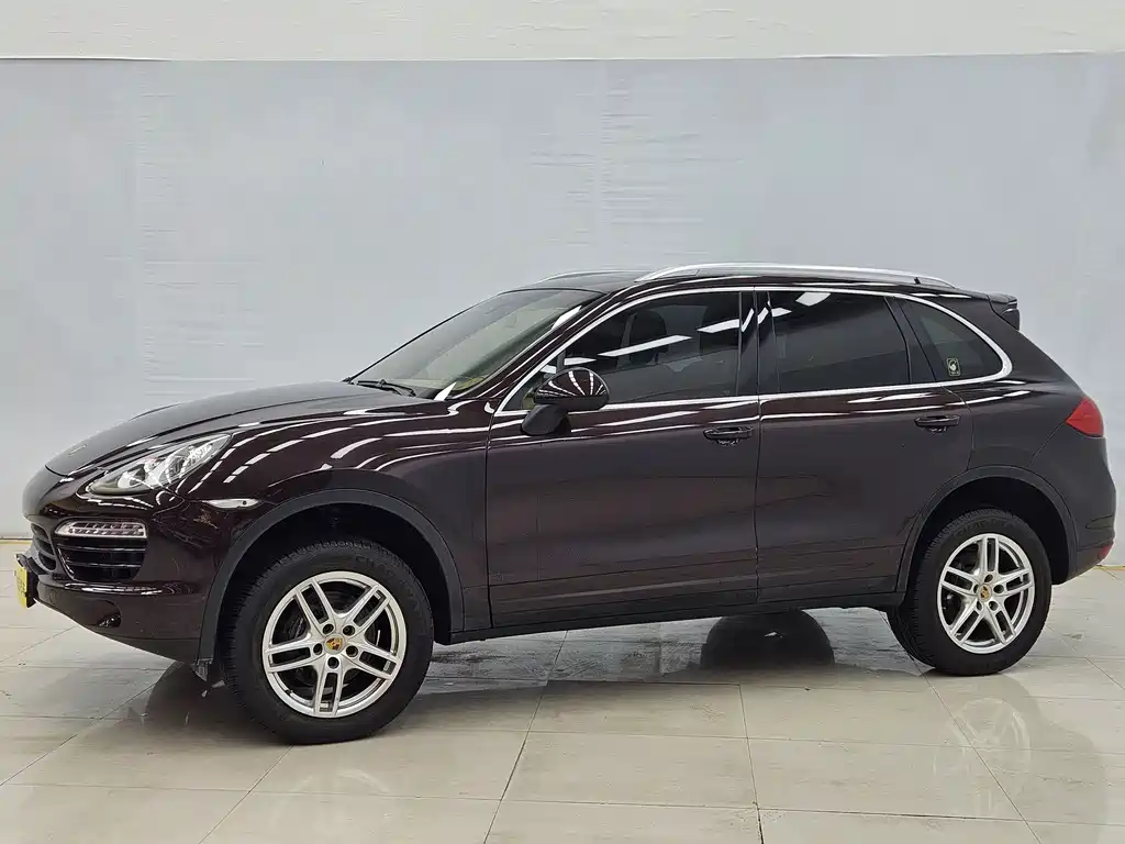 Porsche Cayenne 2014 Cayenne Platinum Edition 3.0T