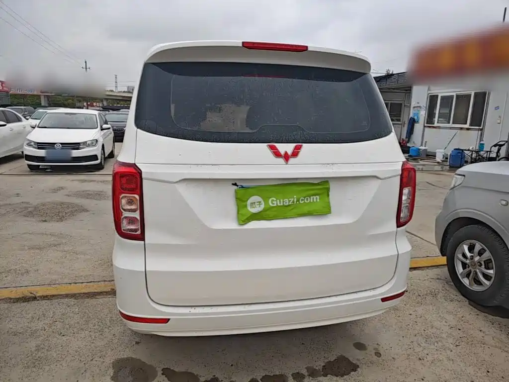 Wuling Hongguang — миниатюра 6
