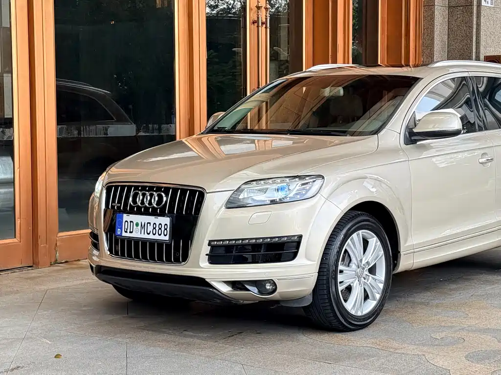 Audi Q7 — миниатюра 3