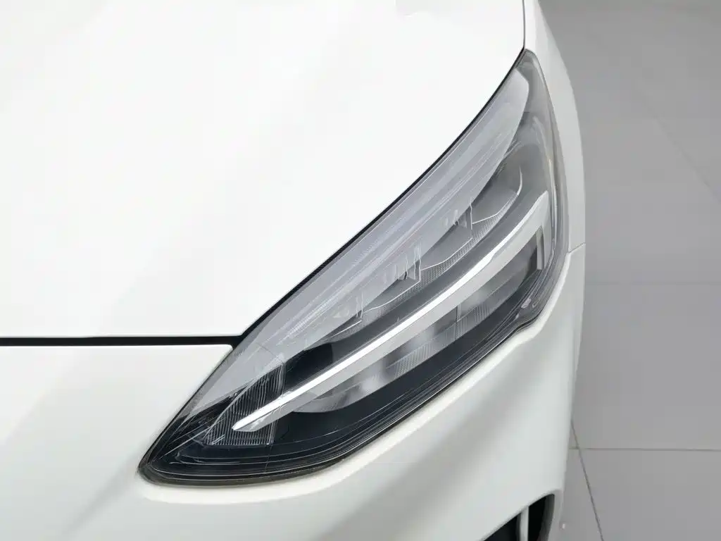 Ford Focus — миниатюра 7