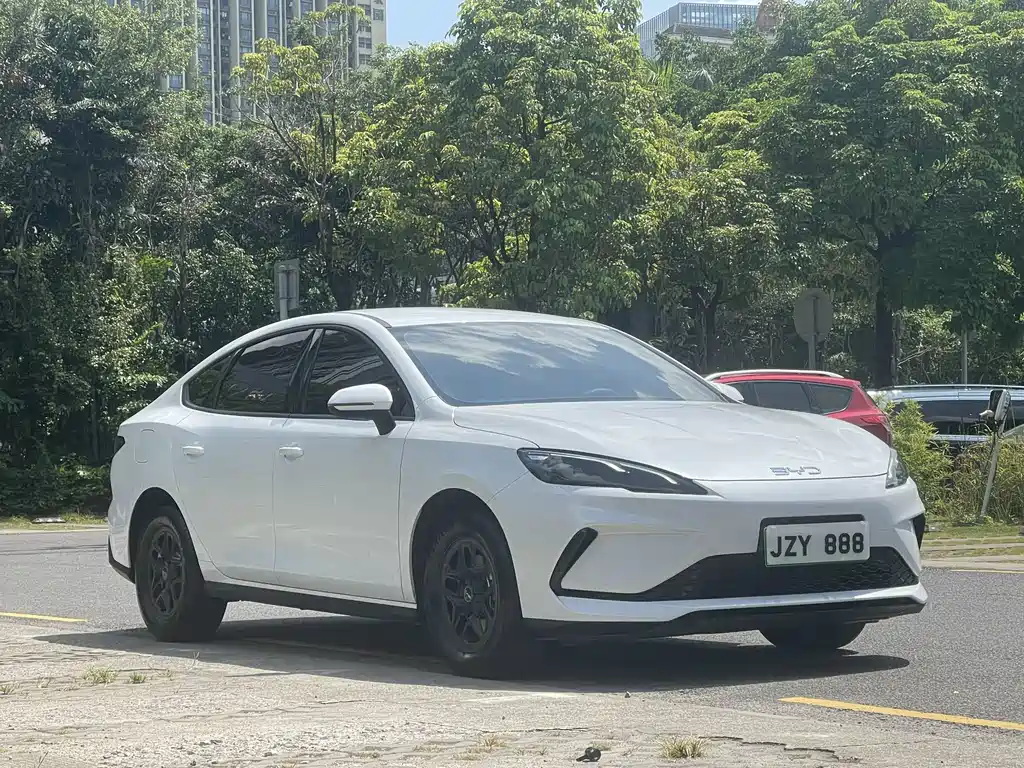 BYD Seal 05 DM-i — миниатюра 2