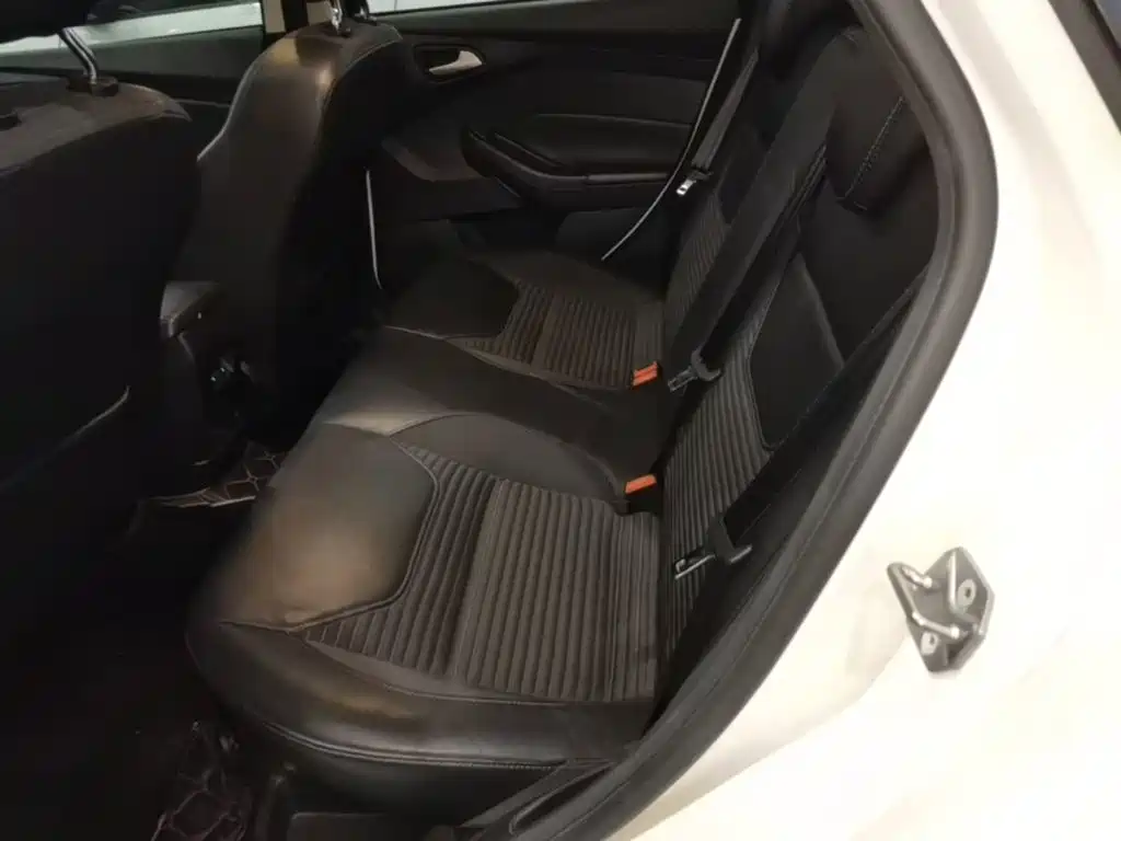 Ford Focus — миниатюра 17