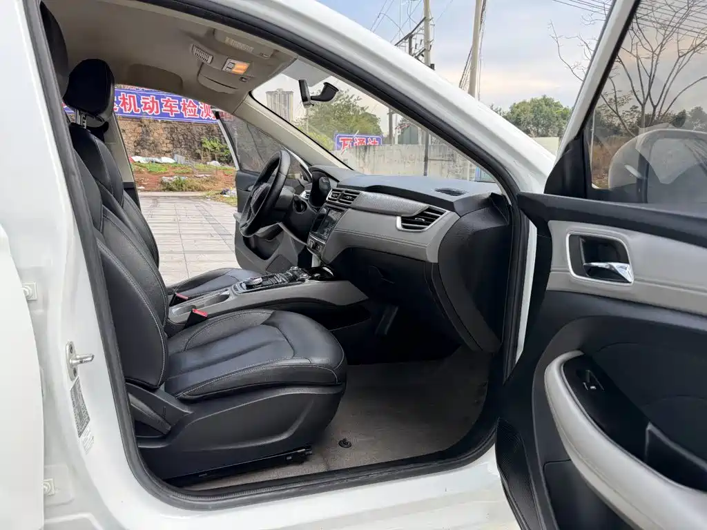 Roewe Ei5 — миниатюра 8