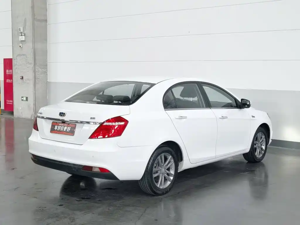Geely Emgrand — миниатюра 2