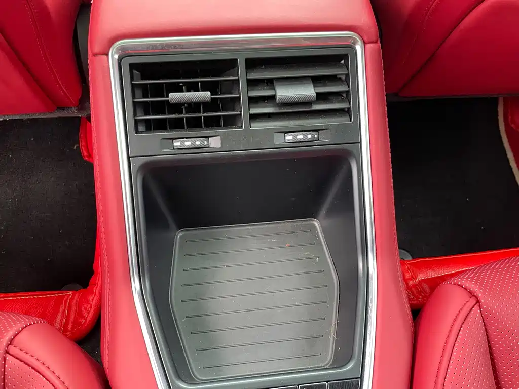Porsche Panamera — миниатюра 11