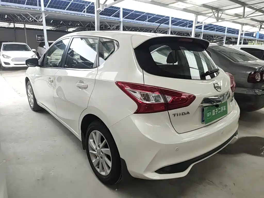Nissan Tiida — миниатюра 23