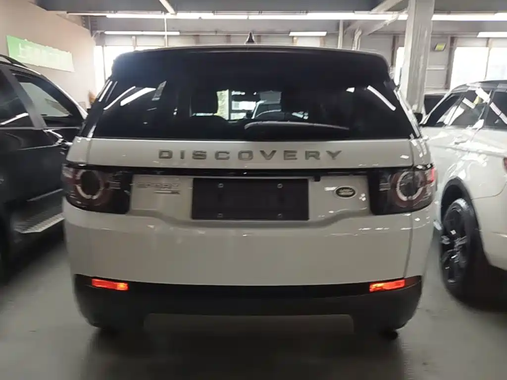 Land Rover Discovery Sport — миниатюра 6