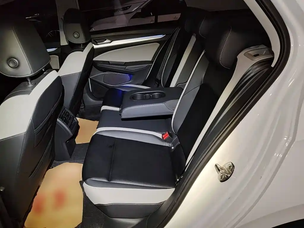 Volkswagen Golf — миниатюра 17