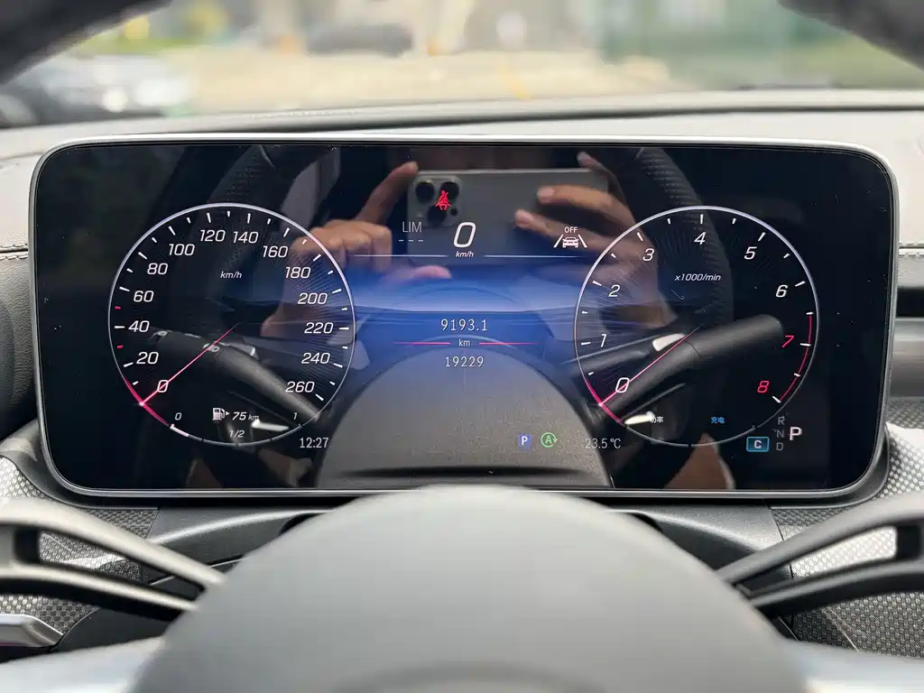Mercedes-Benz C-Class — миниатюра 21