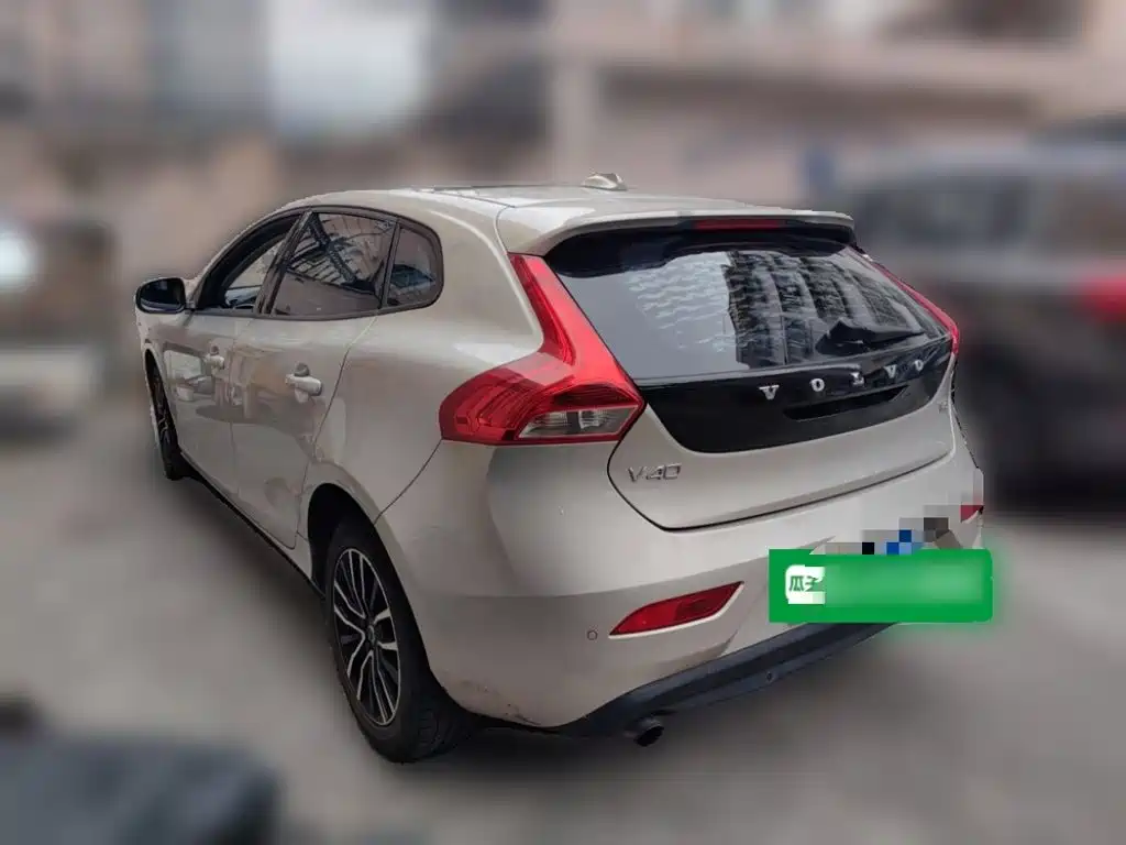 Volvo V40 — миниатюра 25