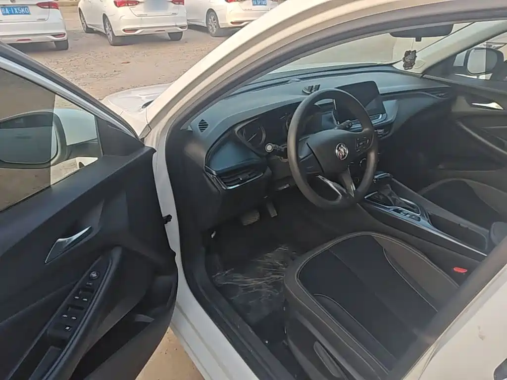 Buick Verano — миниатюра 16