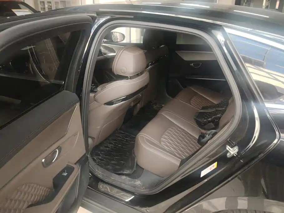 BYD Han — миниатюра 11
