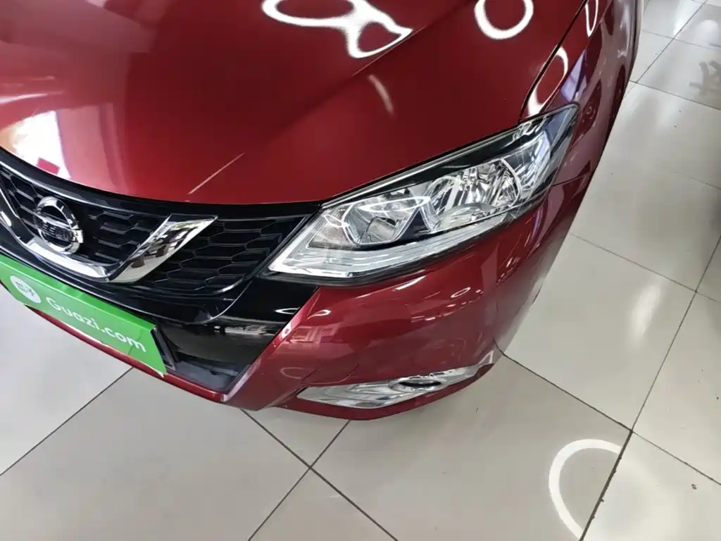 Nissan Tiida — миниатюра 24