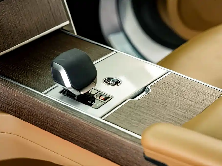 Land Rover Range Rover — миниатюра 12