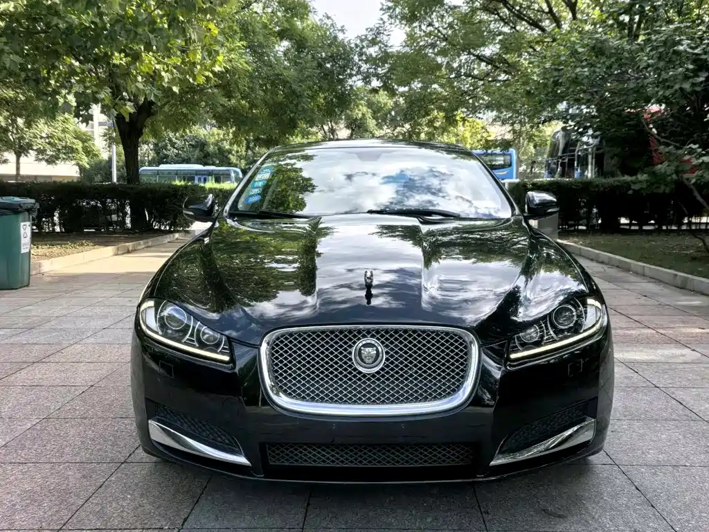 Jaguar XF — миниатюра 2