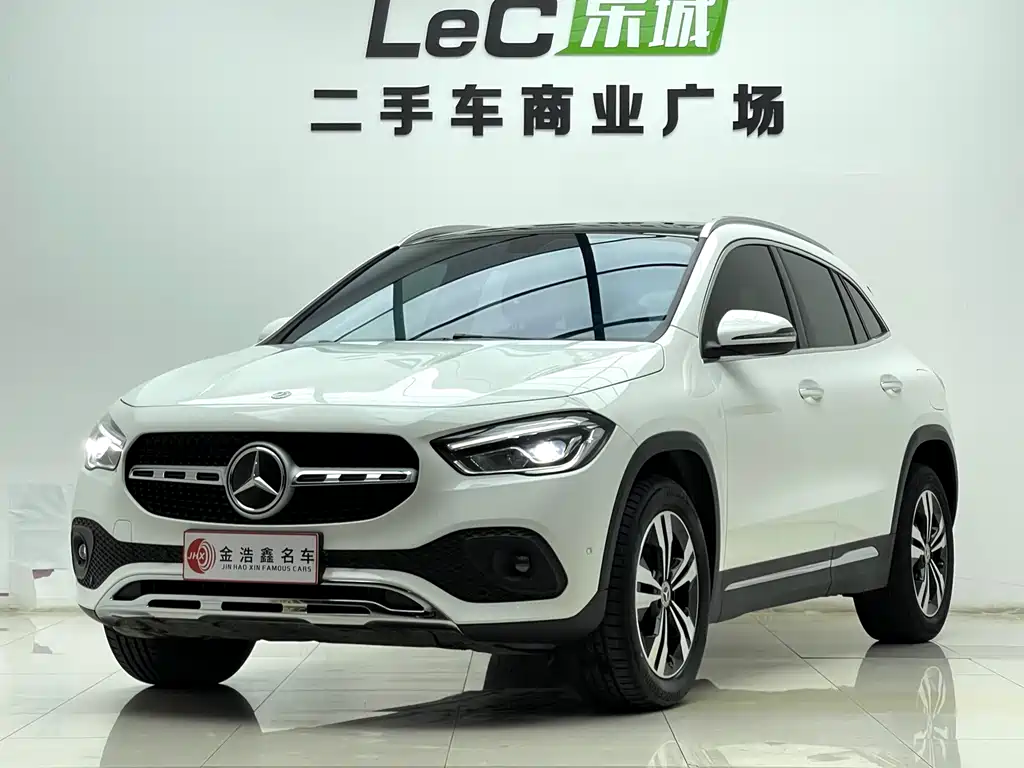 Купить Mercedes-Benz GLA