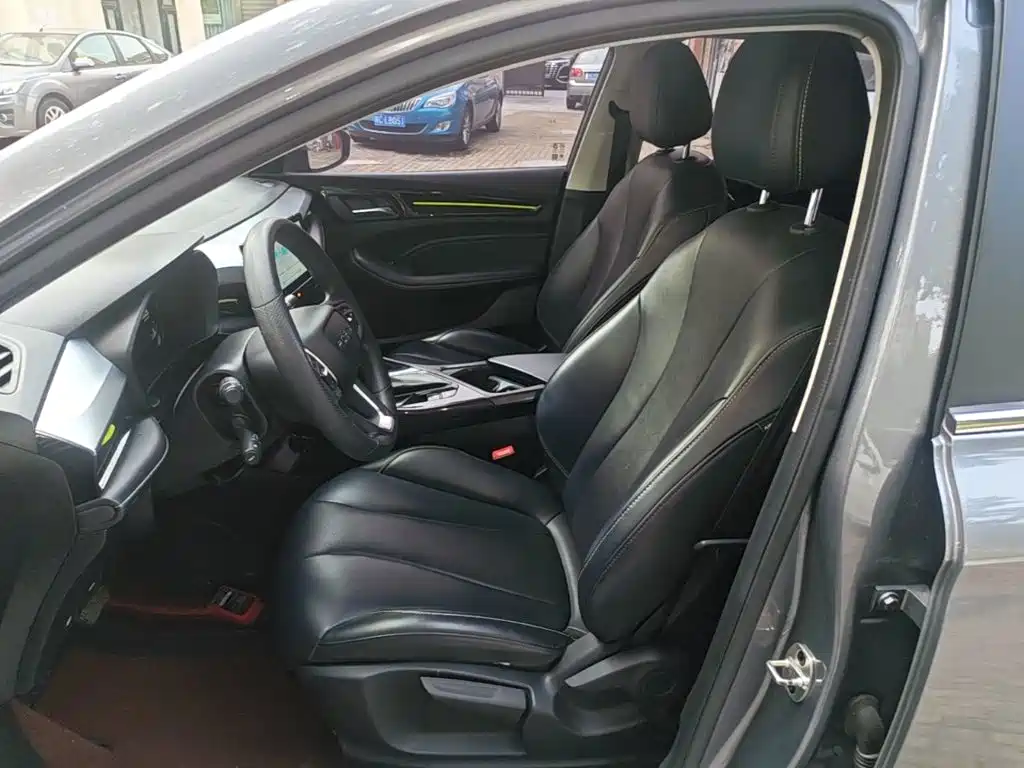Roewe i5 — миниатюра 15