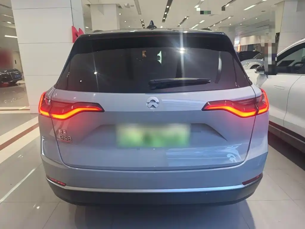 NIO ES8 — миниатюра 6