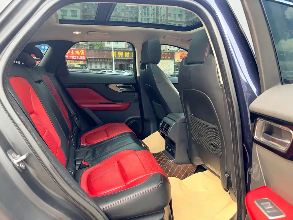 Jaguar F-PACE — миниатюра 13