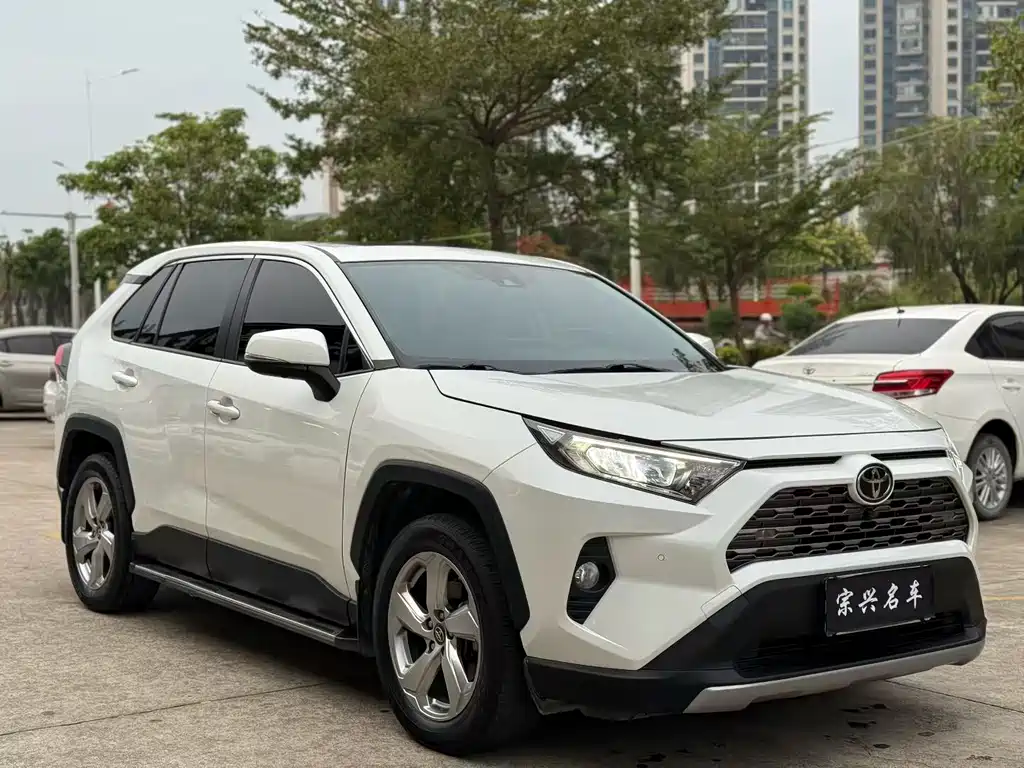 TOYOTA RAV4 RONGFANG