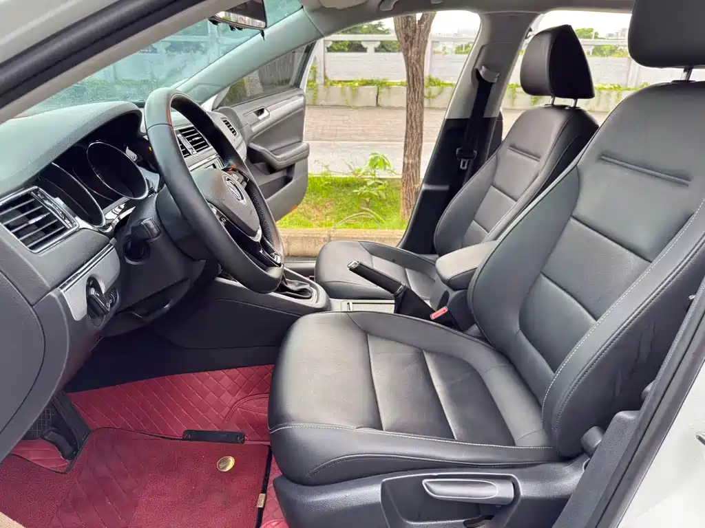 Volkswagen Sagitar 2018 280TSI DSG