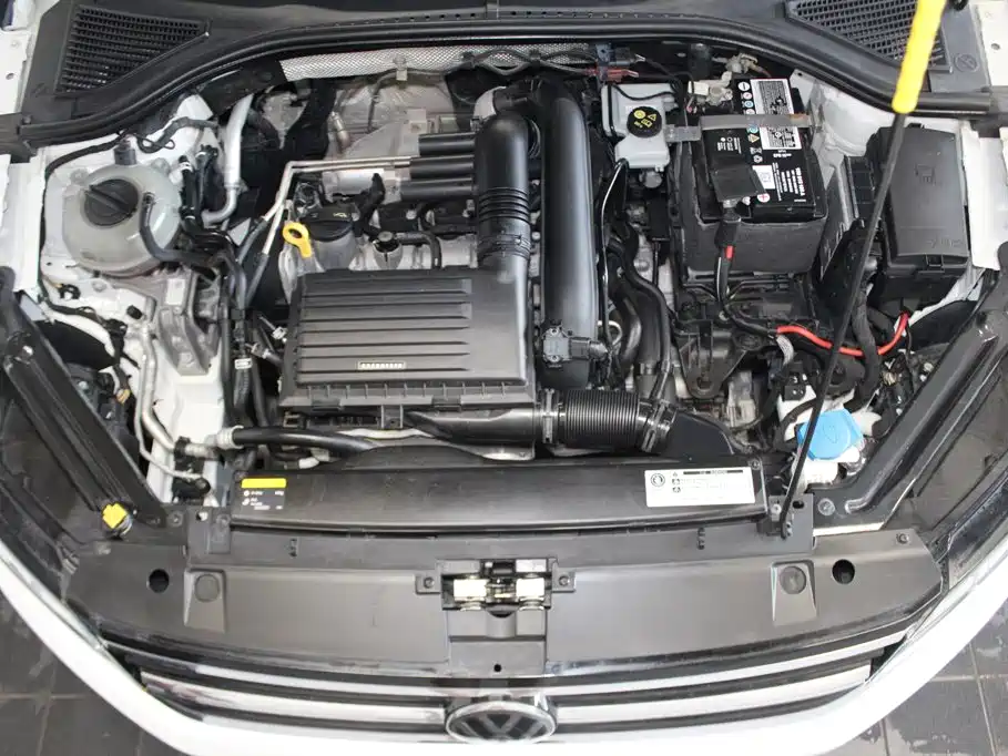 Volkswagen Bora — миниатюра 12
