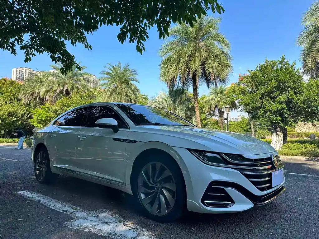 Volkswagen CC — миниатюра 3