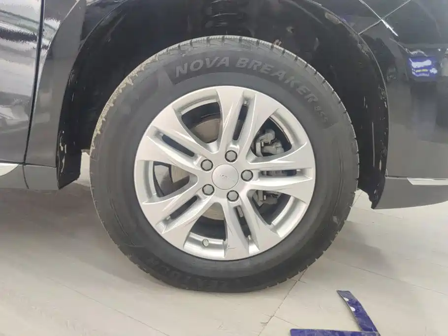 Haval M6 — миниатюра 6