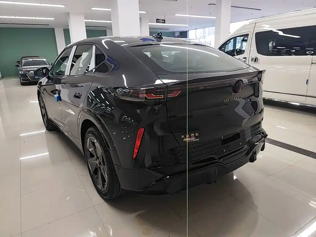 Volkswagen 06 2025 Pure