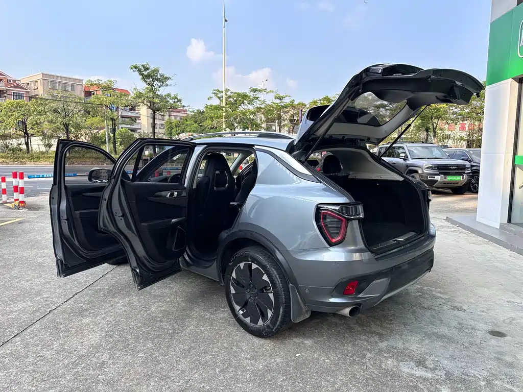 Lynk & Co 01 EM-P — миниатюра 14