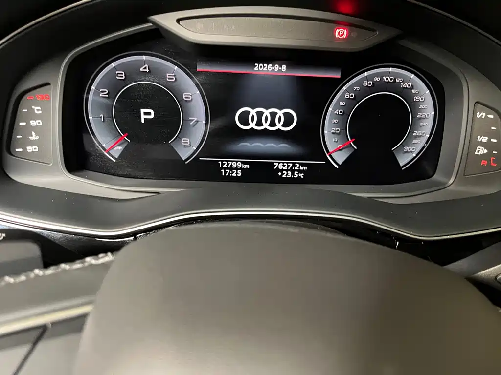 Audi Q7 — миниатюра 8