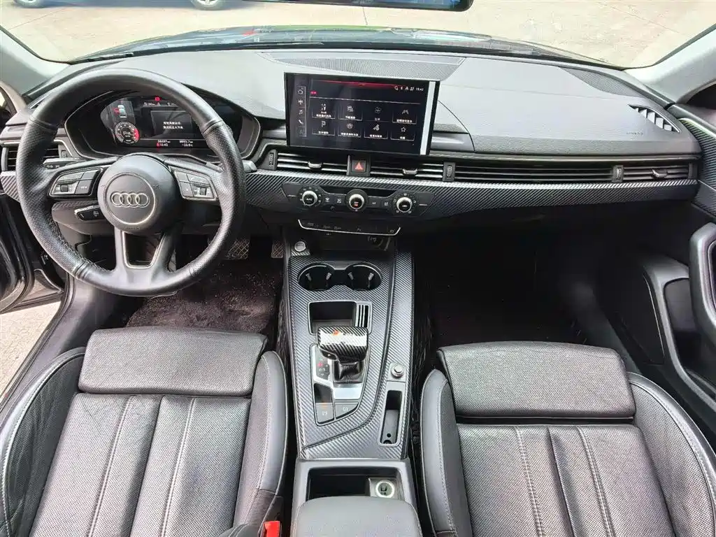 Audi A4L 2020 40 TFSI Fashion