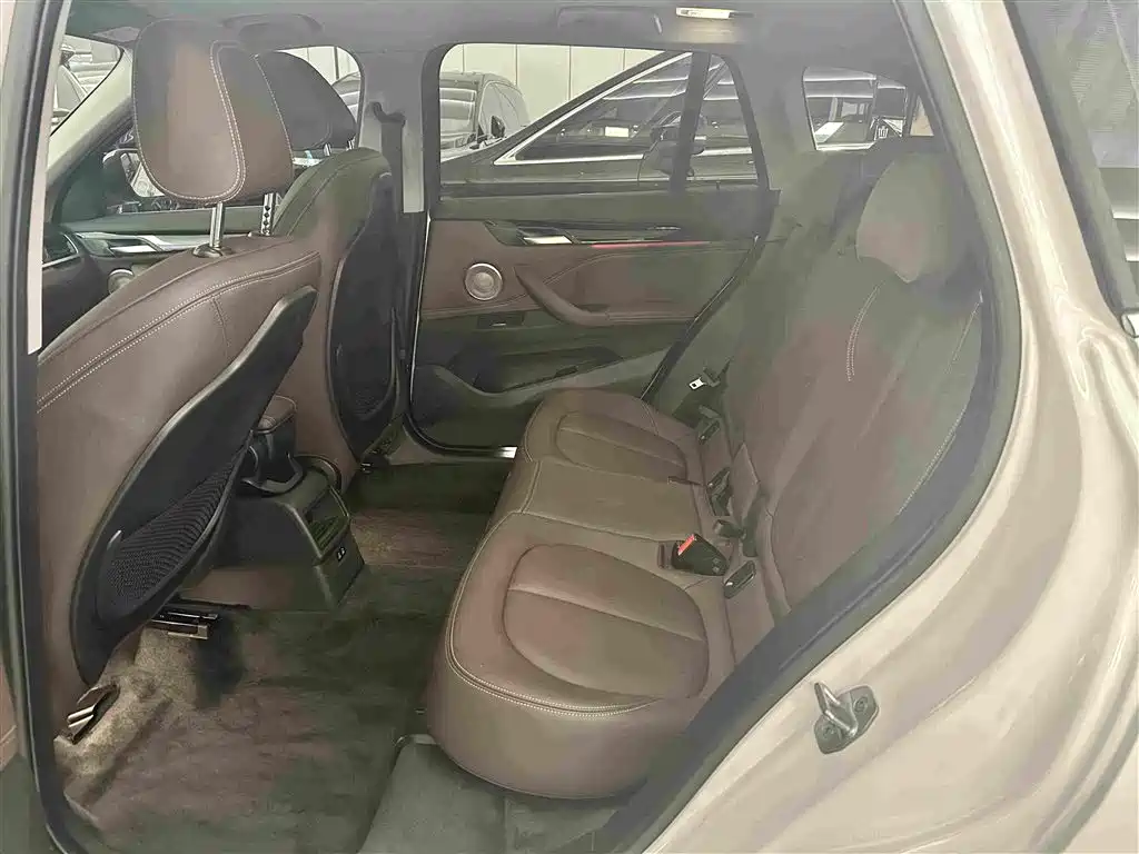 BMW X1 — миниатюра 12