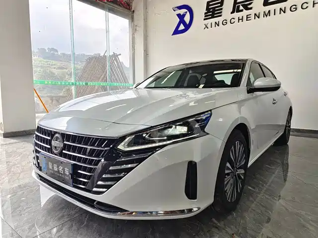 NISSAN TEANA