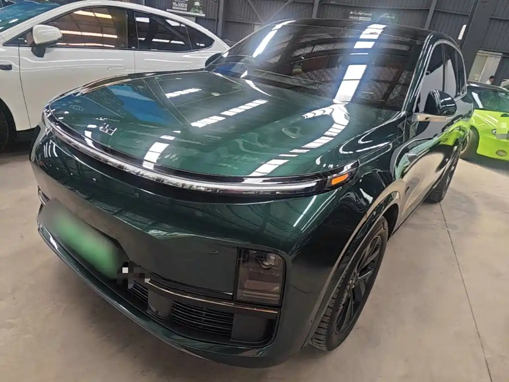 Li Auto L8