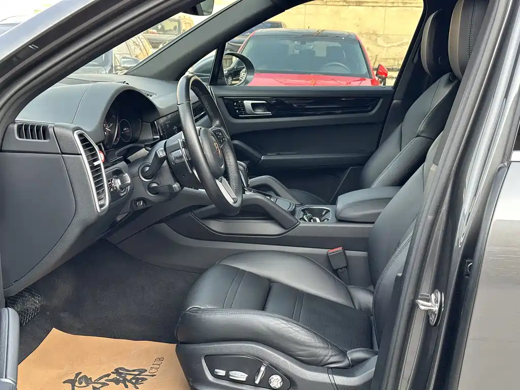 Porsche Cayenne 2019 Cayenne 3.0T