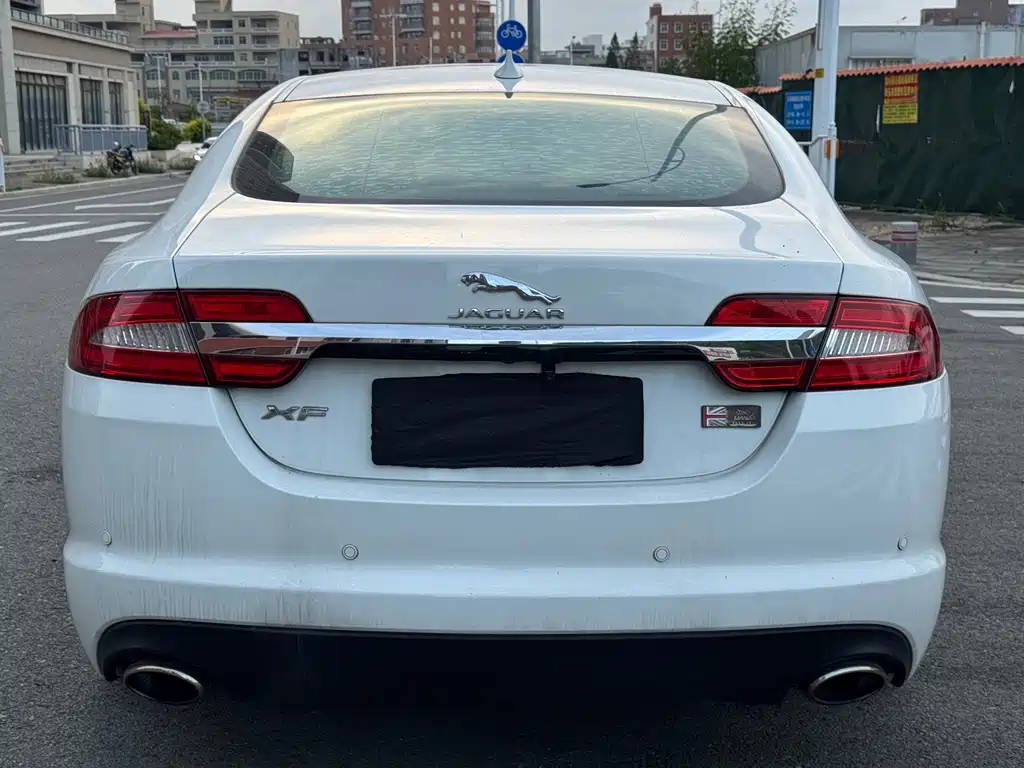 Jaguar XF — миниатюра 8
