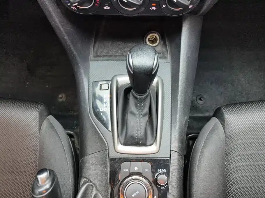 Mazda 3 Axela — миниатюра 16